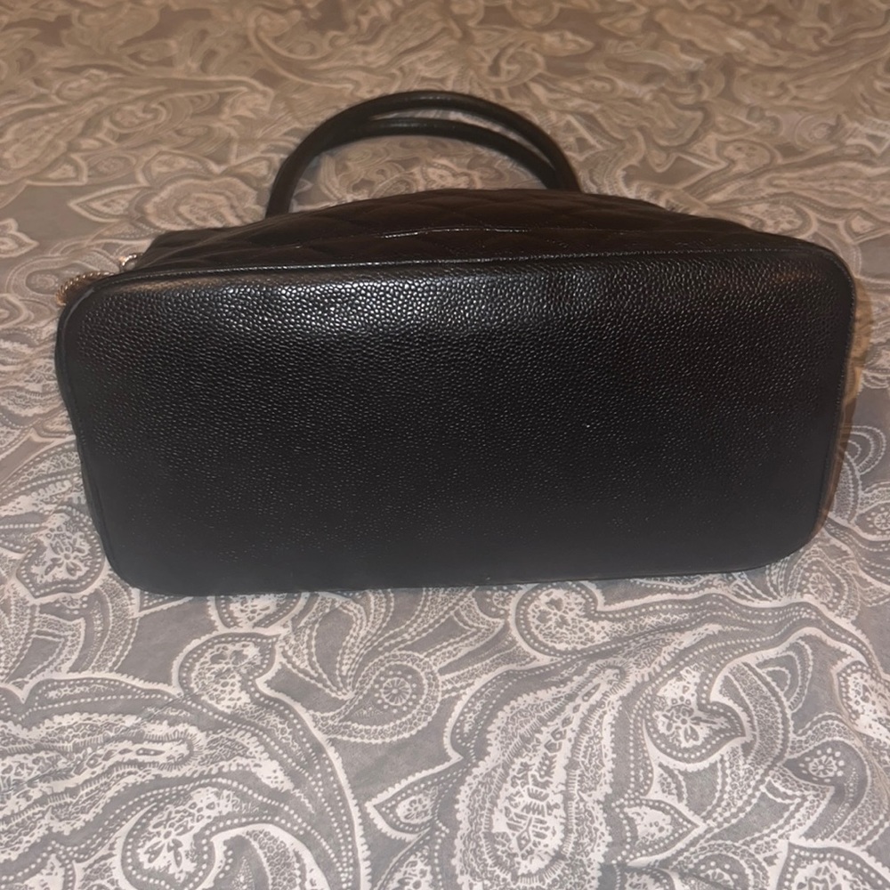 Black Quilted Chanel Bag - Picture 5 of 6